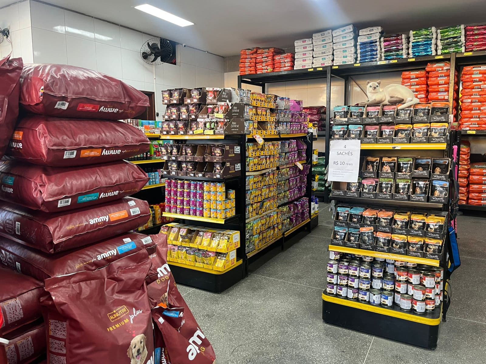 Produtos na prateleira